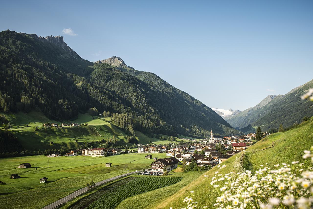 Hotel Bergjuwel Neustift im Stubaital Eksteriør billede